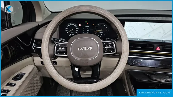 KIA CARNIVAL GASOLINE 9-SEATER GRAVITY