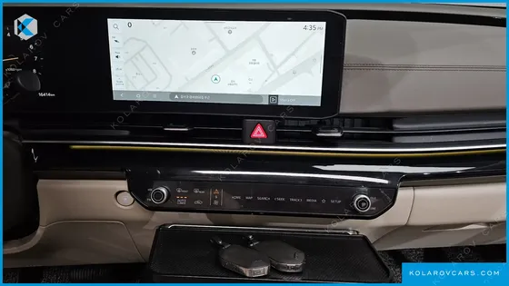 KIA CARNIVAL GASOLINE 9-SEATER GRAVITY