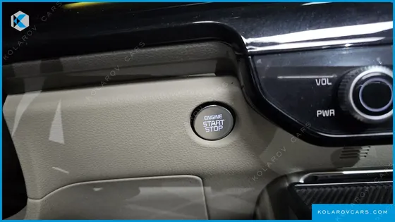 KIA CARNIVAL GASOLINE 9-SEATER GRAVITY