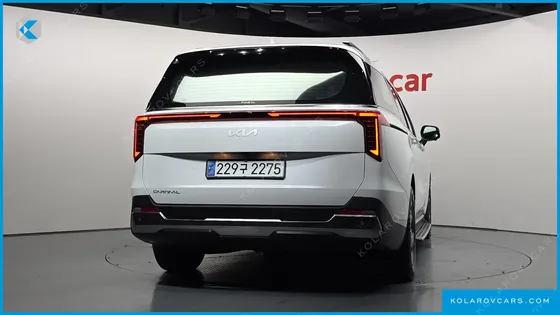KIA CARNIVAL DIESEL 7-SEATER SIGNATURE