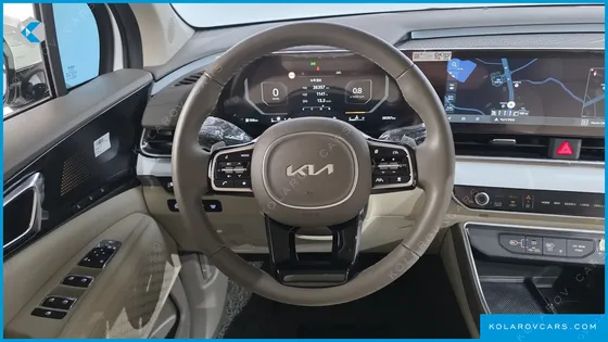 KIA CARNIVAL DIESEL 7-SEATER SIGNATURE