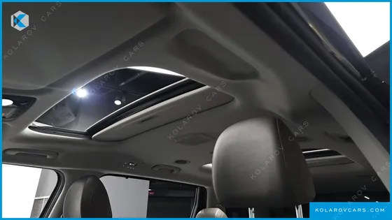 KIA CARNIVAL GASOLINE 9-SEATER GRAVITY