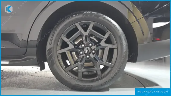 KIA CARNIVAL GASOLINE 9-SEATER GRAVITY