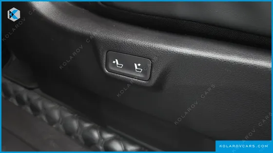 KIA CARNIVAL GASOLINE 9-SEATER GRAVITY