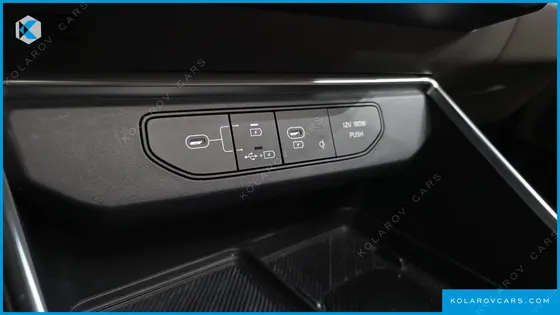 KIA CARNIVAL GASOLINE 9-SEATER GRAVITY