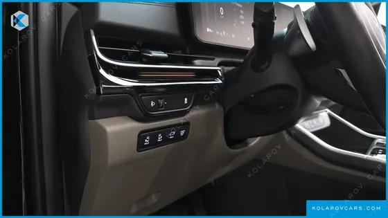 KIA CARNIVAL GASOLINE 9-SEATER GRAVITY