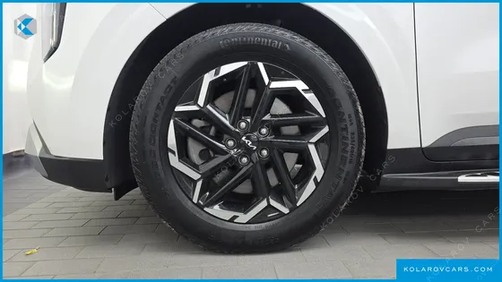 KIA CARNIVAL DIESEL 9-SEATER PRESTIGE