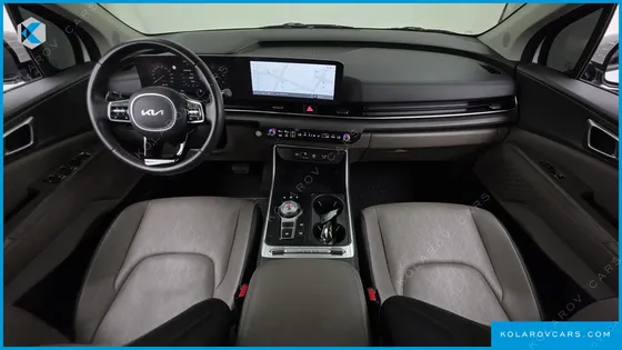 KIA CARNIVAL DIESEL 9-SEATER PRESTIGE
