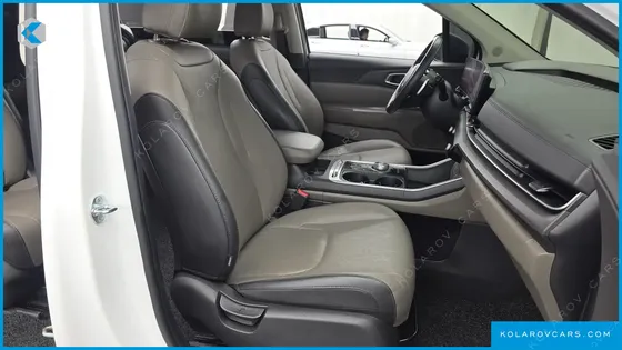 KIA CARNIVAL DIESEL 9-SEATER PRESTIGE
