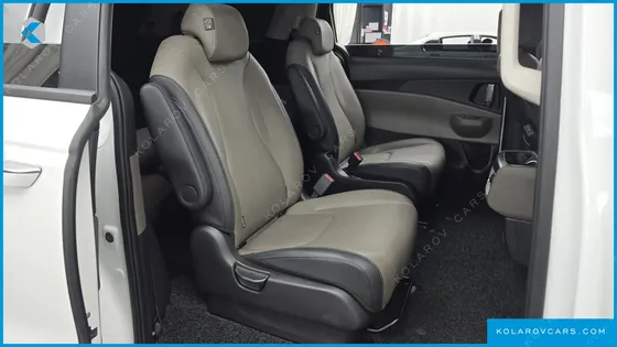 KIA CARNIVAL DIESEL 9-SEATER PRESTIGE