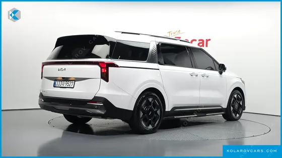 KIA CARNIVAL DIESEL 7-SEATER OUTDOOR