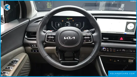 KIA CARNIVAL GASOLINE 9-SEATER NOBLESSE