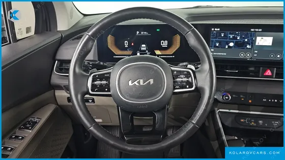 KIA CARNIVAL DIESEL 9-SEATER PRESTIGE