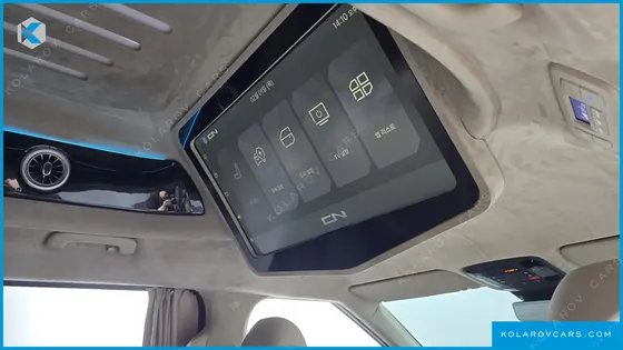 KIA CARNIVAL HEV 9-SEATER HI-LIMOUSINE (SPECIAL VEHICLE)