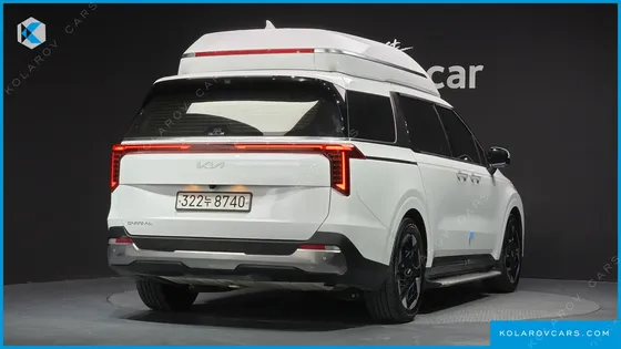 KIA CARNIVAL GASOLINE 9-SEATER HI LIMOUSINE