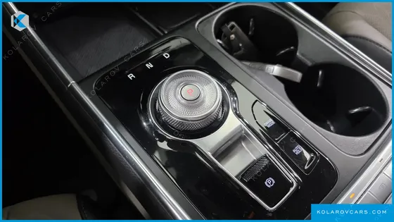KIA CARNIVAL DIESEL 9-SEATER NOBLESSE