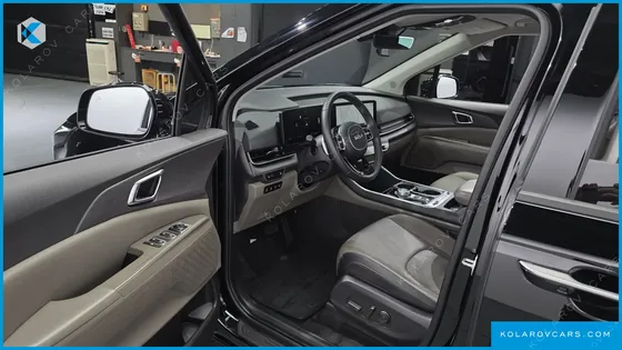 KIA CARNIVAL DIESEL 9-SEATER NOBLESSE