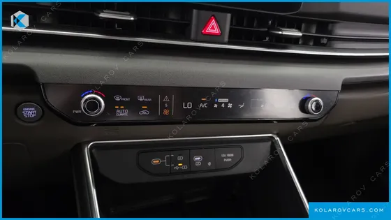 KIA CARNIVAL DIESEL 9-SEATER NOBLESSE