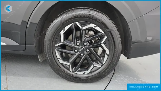 KIA CARNIVAL DIESEL 9-SEATER NOBLESSE