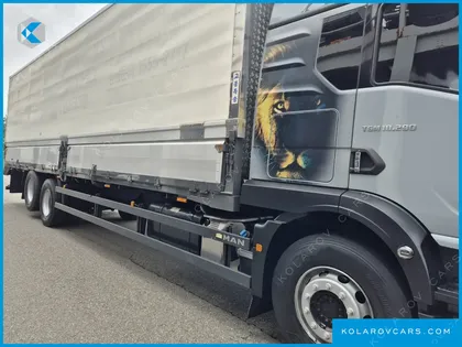 MAN TRUCK CARGO TRUCK 6X2
