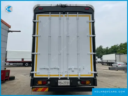 TATA DAEWOO NOBUS MID-SIZE TRUCK ROYAL