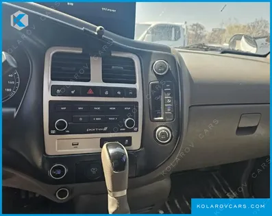 HYUNDAI PORTER II SUPER CABIN LPG