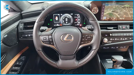 LEXUS ES EXECUTIVE