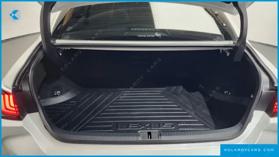 LEXUS ES EXECUTIVE