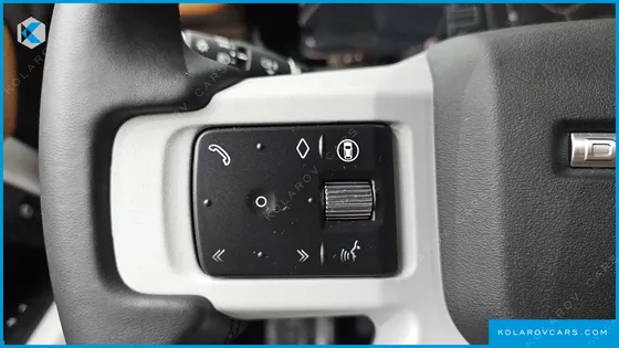 LAND ROVER DEFENDER 110 P300 X-DYNAMIC SE
