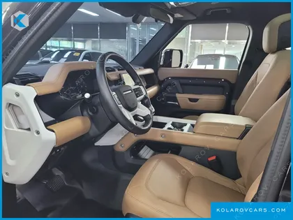 LAND ROVER DEFENDER 110 P300 X-DYNAMIC SE