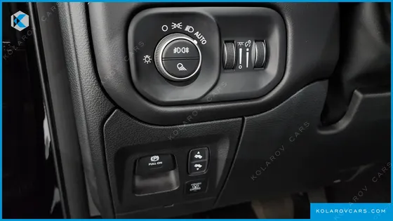 DODGE LAMB PICKUP 3.0