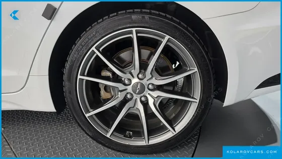 GENESIS G70 GASOLINE 3.3T 4WD