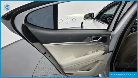 GENESIS G70 GASOLINE 3.3T 4WD