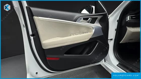 GENESIS G70 GASOLINE 2.0T 2WD