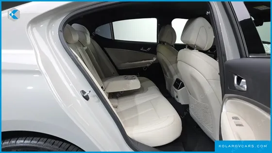 GENESIS G70 GASOLINE 2.5T 4WD