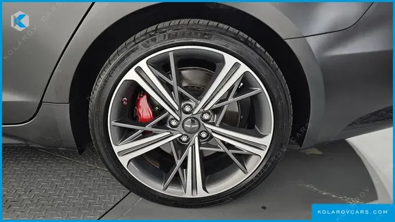 GENESIS G70 GASOLINE 3.3T 4WD