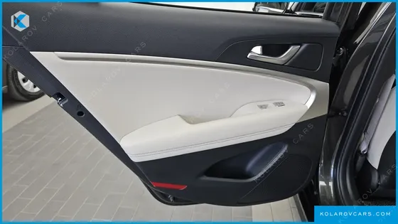 GENESIS G70 GASOLINE 2.5T 2WD