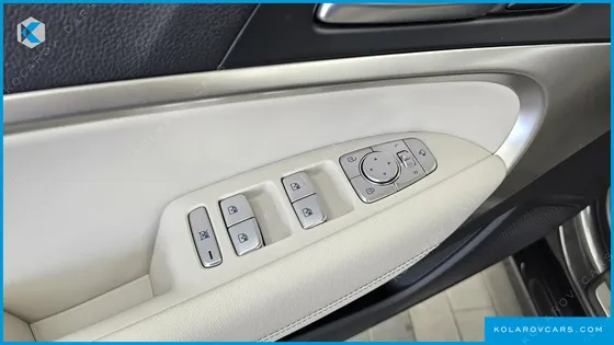 GENESIS G70 GASOLINE 2.5T 2WD