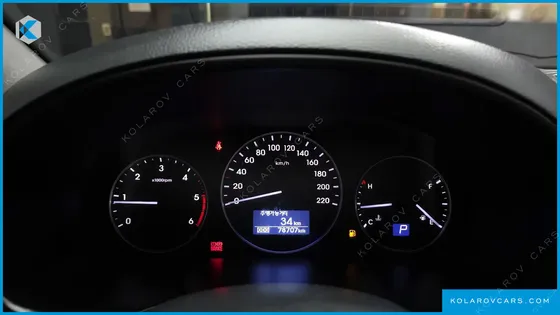 HYUNDAI STAREX VAN 3-SEATER