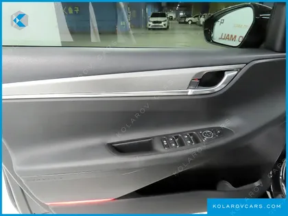 HYUNDAI GRANDEUR 3.0 LPI RENT CAR