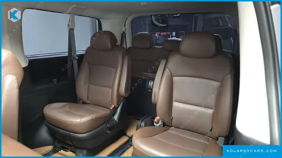 HYUNDAI STAREX 4WD URBAN 9-SEATER