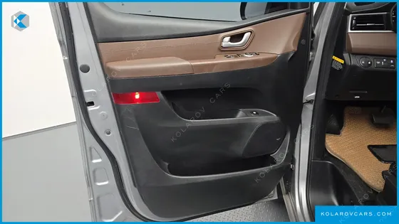 HYUNDAI STAREX 4WD URBAN 9-SEATER