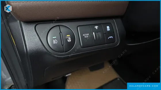 HYUNDAI STAREX 4WD URBAN 9-SEATER
