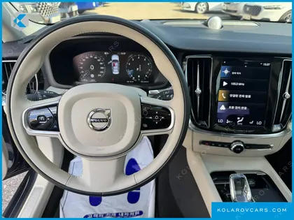VOLVO S60 B5 INSCRIPTION