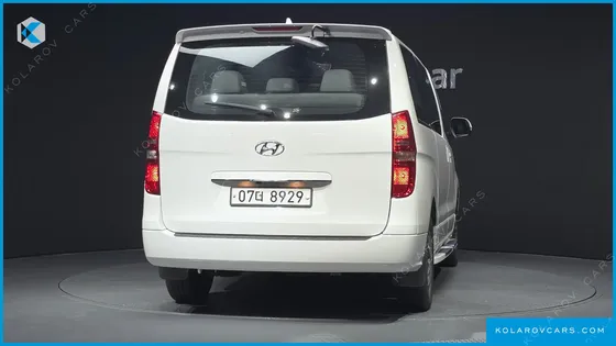 HYUNDAI STAREX 4WD URBAN 9-SEATER