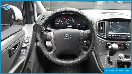 HYUNDAI STAREX 4WD URBAN 9-SEATER