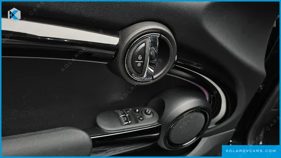 MINI COOPER CLASSIC LAUNCH PACK