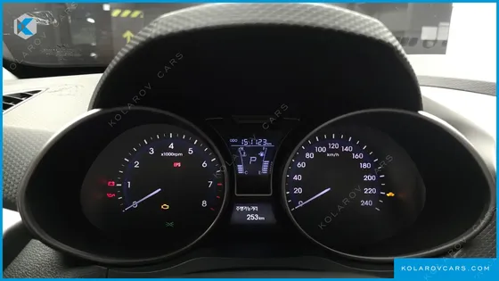 HYUNDAI VELOSTER UNIQUE