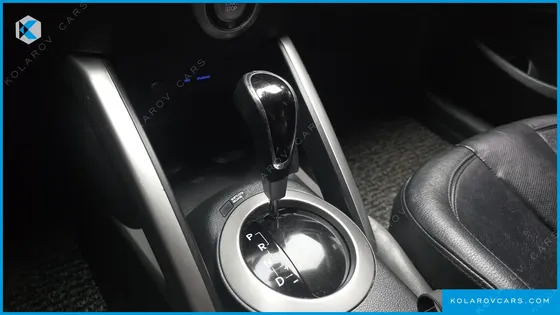 HYUNDAI VELOSTER UNIQUE