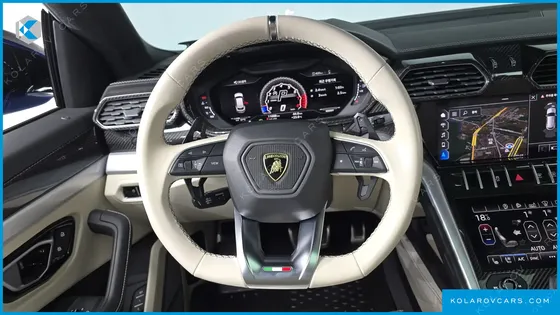 LAMBORGHINI URUS 4.0 V8